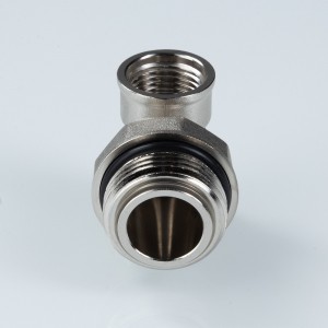 Тройник коллекторный с вращающимся штуцером 3/4"х1/2"х1/2" нар.-вн.-вн. Тройник коллекторный с вращающимся штуцером 3/4"х1/2"х1/2" нар.-вн.-вн.