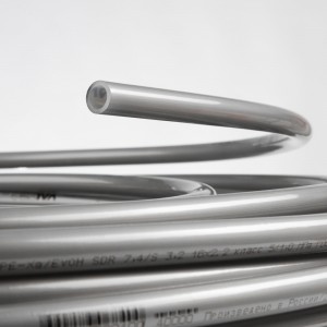 Труба напорная из сшитого полиэтилена с барьерным слоем EVOH, тип PE-Xa, 16(2.2) бухта 200м (Россия)